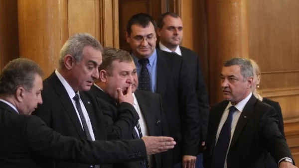 Патриотичният фронт реши, че няма да подкрепи правителството на ГЕРБ и РБ