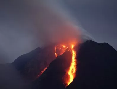 В Перу изригна вулкан