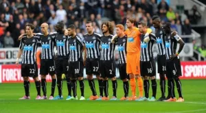 Нюкасъл се катери стремглаво, настигна Манчестър Юнайтед