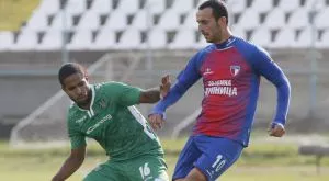 А защо никой не вика футболисти на Марек и Лудогорец!? 