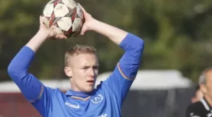 {{ otherArticle[0].article.title }}