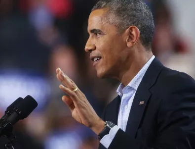 Обама не се свени да мляска дъвка на важни срещи 