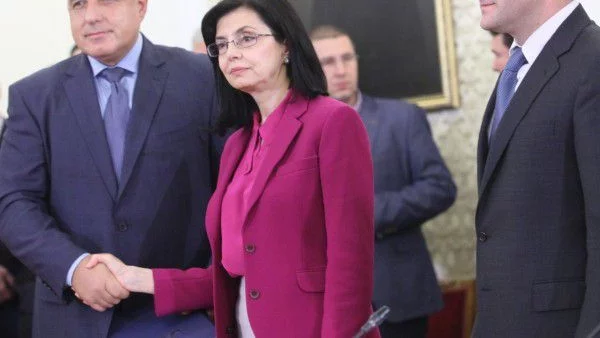 Кунева обясни на Радан за нарушеното доверие сред Реформаторите