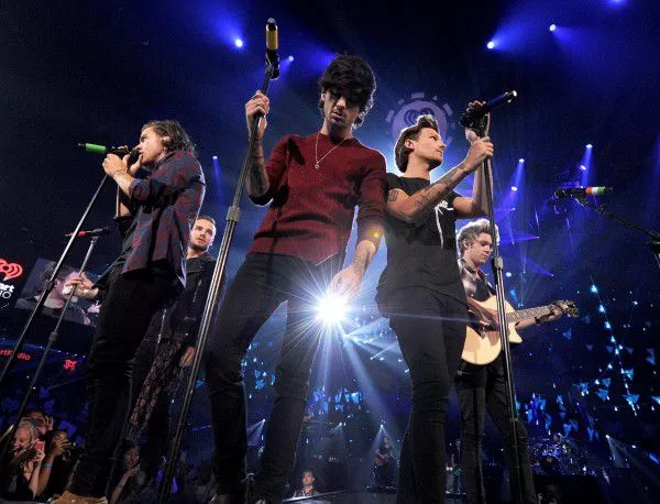 One Direction спечели Американските музикални награди