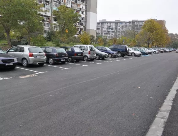 Разширяват "синята зона" в Бургас с над 20 нови улици, булеварди и паркинги