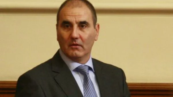  НСО ще остане на подчинение на президента, заяви Цветанов