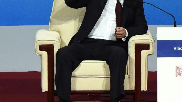 Путин предлага изправителен труд за дребна корупция