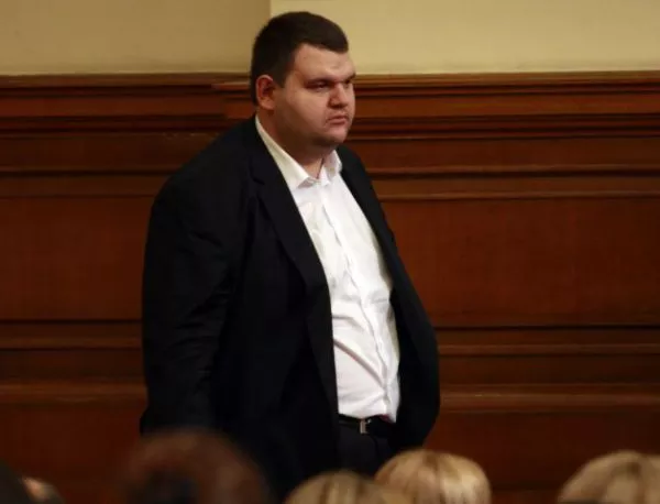 Пеевски: Ще се явя в прокуратурата, но да се яви и Слави Трифонов