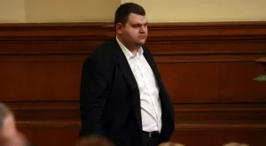 Пеевски: Дебатът по закона ми ще покаже кои политици са зависими от грабителите на КТБ