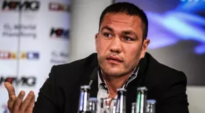 Промоутърът на Кобрата потвърди за сътресението на мозъка, носът не е счупен