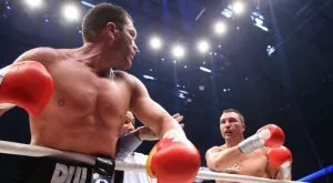 {{ otherArticle[0].article.title }}