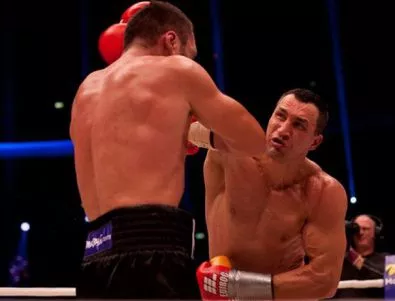 Теория на конспирацията: Защо Кличко не е удрял Пулев с бокс