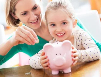 Преди декемврийските празници – да поговорим с децата за парите