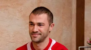 Фенове изпратиха Пеев на тръгване от Перм