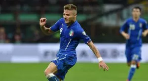 Италия се измъчи срещу Албания