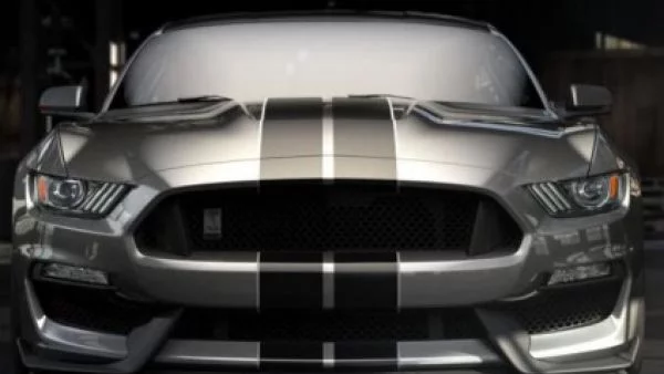 Ford извади тежката артилерия с Shelby GT350 Mustang