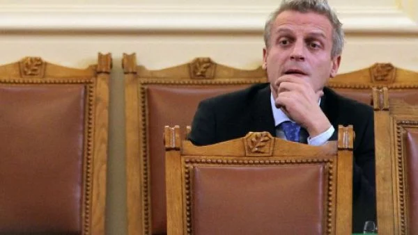 Лекарите: Подаваме оставка при вот срещу Москов