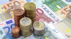 Еврото претърпя загуби след атентатите в Брюксел