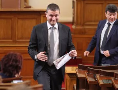 Парламентът позволи на Горанов да договаря външен заем