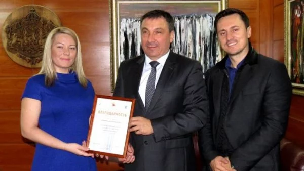 Изпратиха признание за кмета на Несебър от Санкт  Петербург