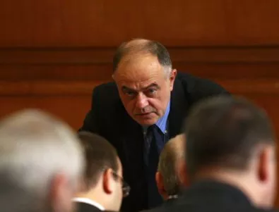 Атанасов към Борисов: Продължихте концесията на ДПС в сектора 