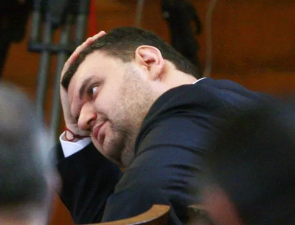 "Протестна мрежа" официално обжалва отказа на СГП за Пеевски - вижте аргументите