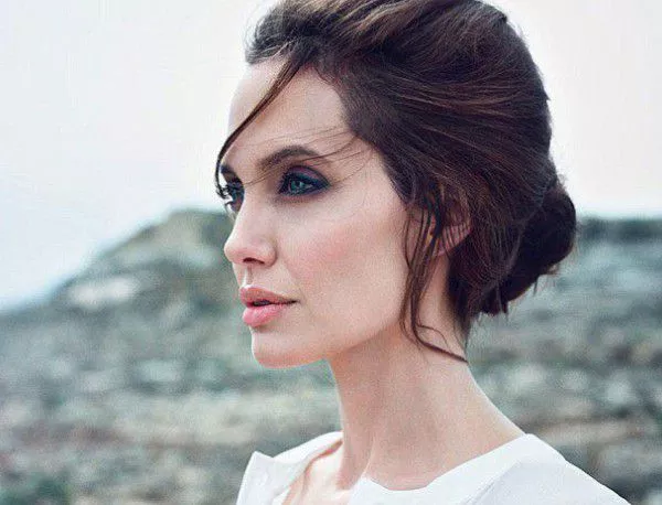 Анджелина Джоли е болна от варицела