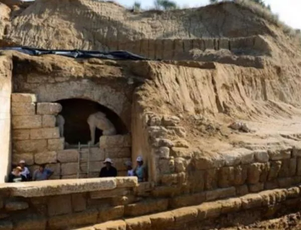 Нови открития в гробницата в Амфиполис 