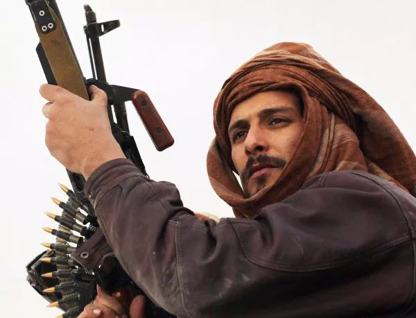 "Ислямска държава" напредва в богатите на петрол райони в Либия