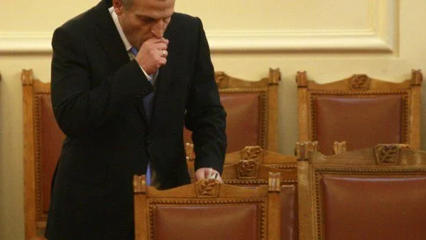 Москов: Нападенията над спешни екипи за 2014 г. са 227 