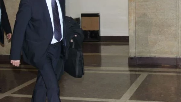 Ненчев: Не виждам основание за оставка