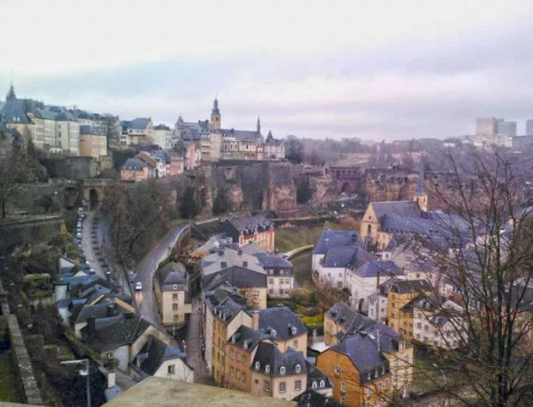 Как Люксембург позлати своето бъдеще
