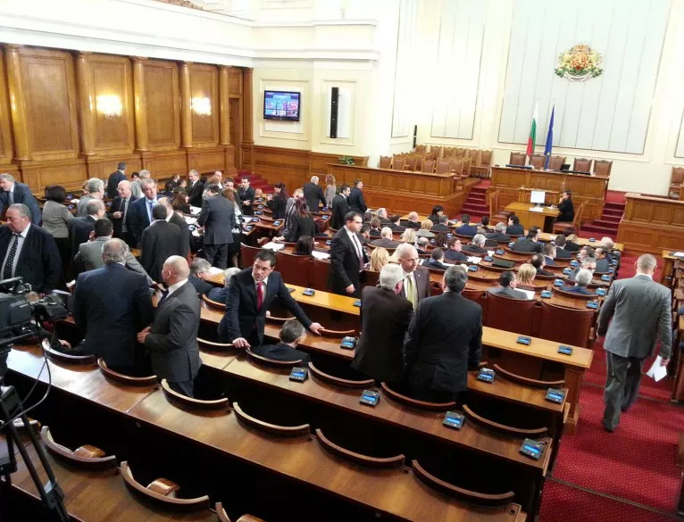 Депутатите внесоха подписка за извънредно заседание на 24 януари