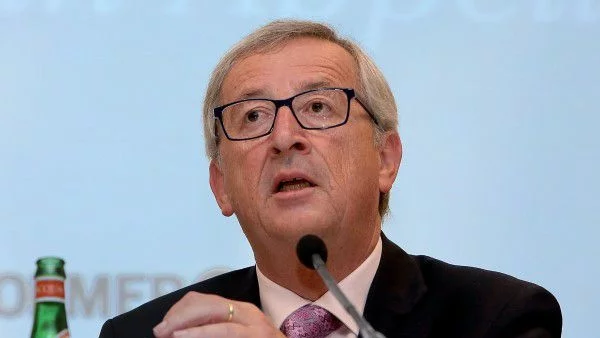 Гърция: Ципрас не е искал извънредна среща с председателя на ЕК