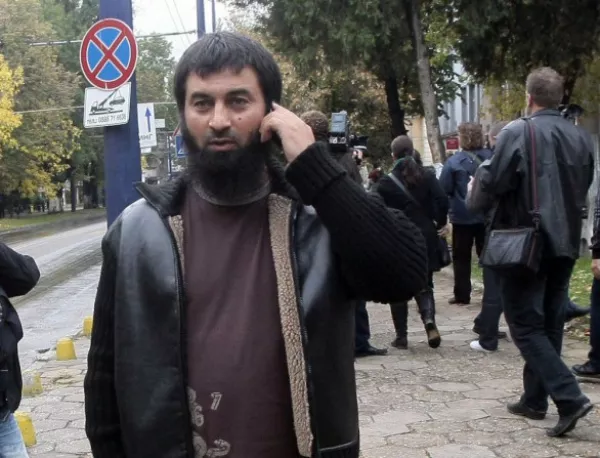 Ахмед Муса е водил проповедите си пред знамето на "Ислямска държава"