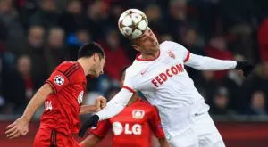 ВИДЕО: Бербатов показа срещу Лил защо го искат обратно в Англия