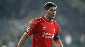 Джерард отново на трибуните, за да подкрепя Ливърпул