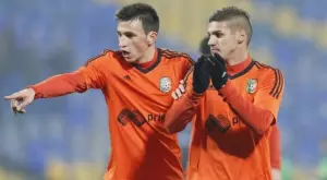 {{ otherArticle[0].article.title }}