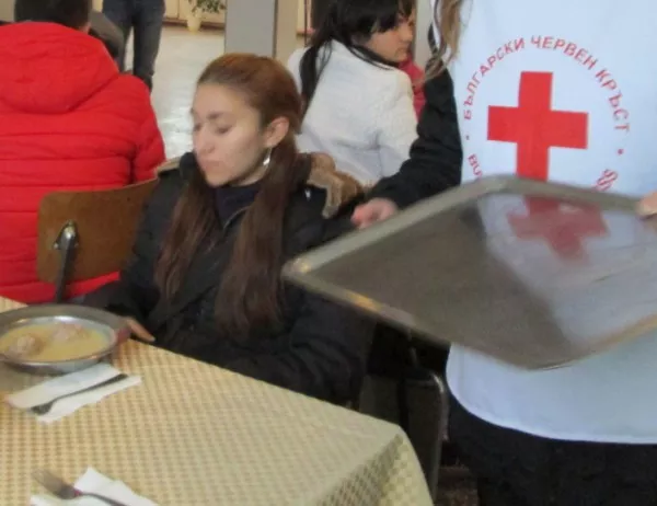 БЧК събира средства за проект "Топъл обяд" в Кюстендил
