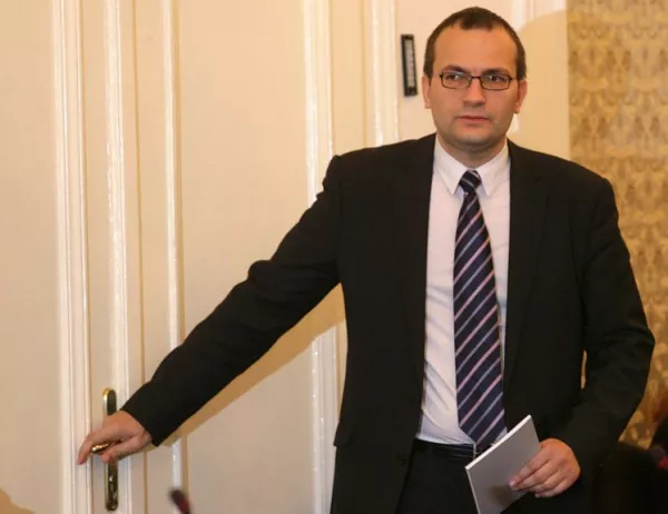 Мартин Димитров не счита за важни въпросите с кого би управлявала "Демократична България" и кой ѝ е лидер