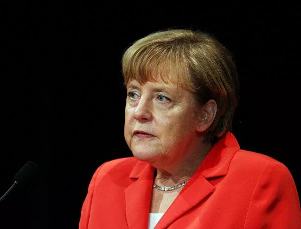 Меркел: Не можем да се справим с бежанската криза без Турция