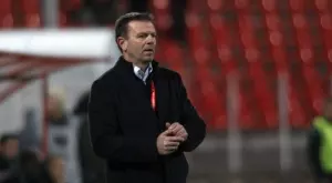 {{ otherArticle[0].article.title }}