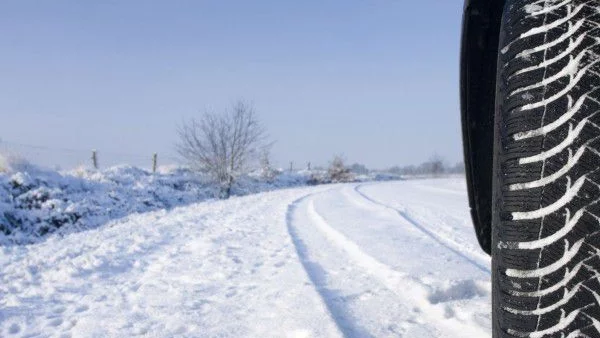 Ограничено е движението по някои пътища в Разградско