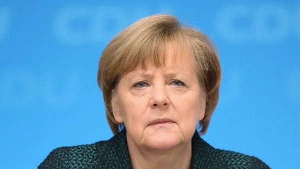 Ангела Меркел е готова да остави Гърция да излезе от еврозоната