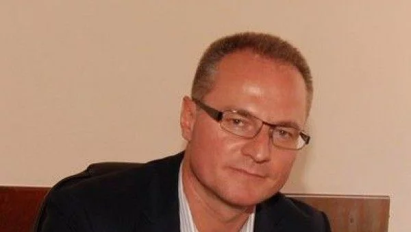 Указът за назначението на Лозан Панов вече е и в Държавен вестник