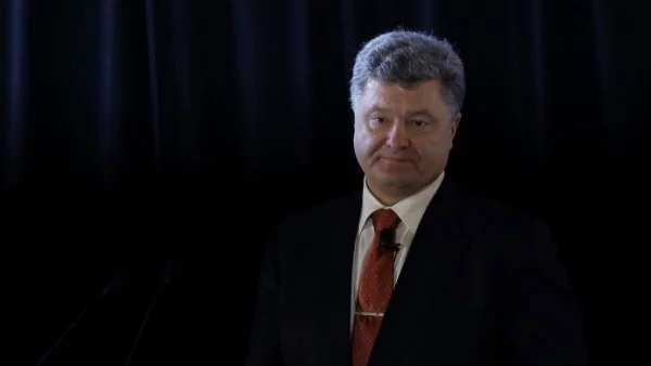 Порошенко: Можем да покажем на НАТО как да воюва с Русия