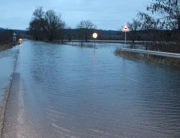 Щетите от наводненията през лятото се оценяват на около 400 млн. евро