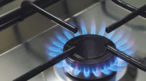 Цената на природния газ пада с 20% от април 