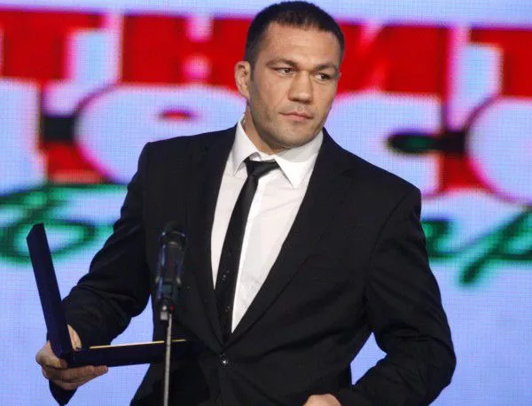 Скандална ли е липсата на Пулев от топ 3 на "Спортист на годината"?