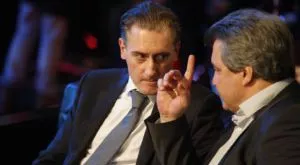 Във футбола ни Домусчиев дава, Домусчиев взема 